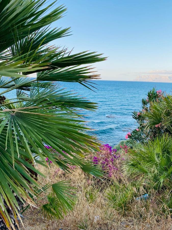 Casa Vacanze Il Girasole バレストラーテ エクステリア 写真